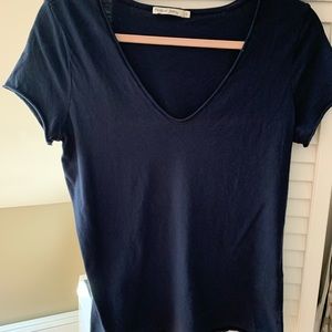 Michael Stars Navy Vneck shirt